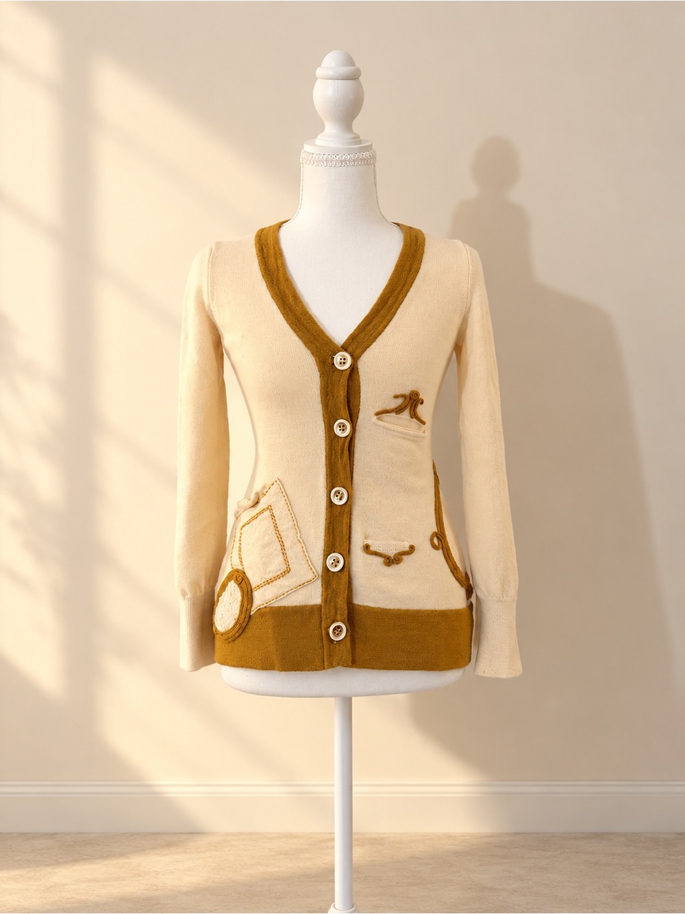Sleeping on Snow 100% Wool Embroidered Cardigan XS
